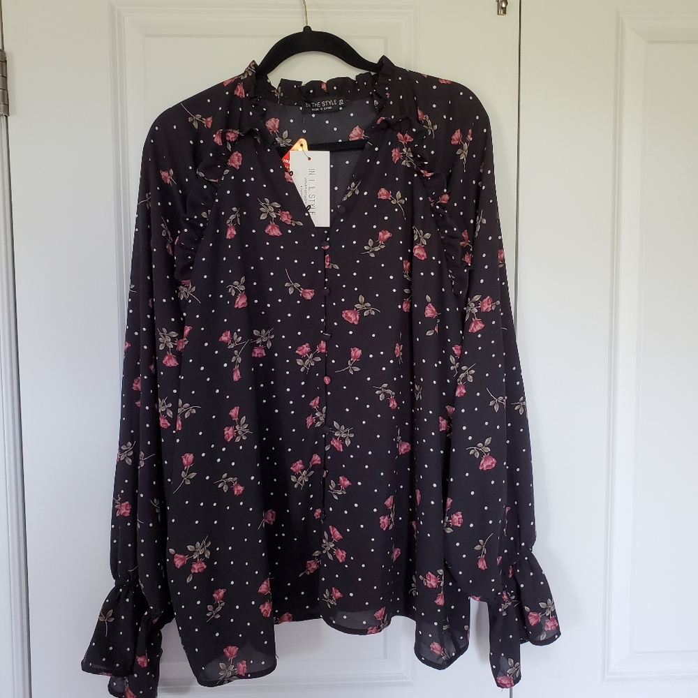 NWT ASOS PLUS size 18 Balloon Sleeve Floral Blouse